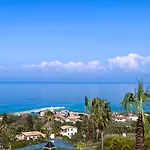 Calysea - Breakfast & Brunch Until 13-00 Included - Free Private Parking Otel
