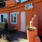 Calysea - Breakfast & Brunch Until 13-00 Included - Free Private Parking Otel