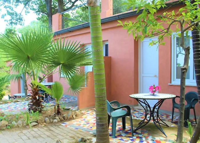 Calysea - Breakfast & Brunch Until 13-00 Included - Free Private Parking Hotel