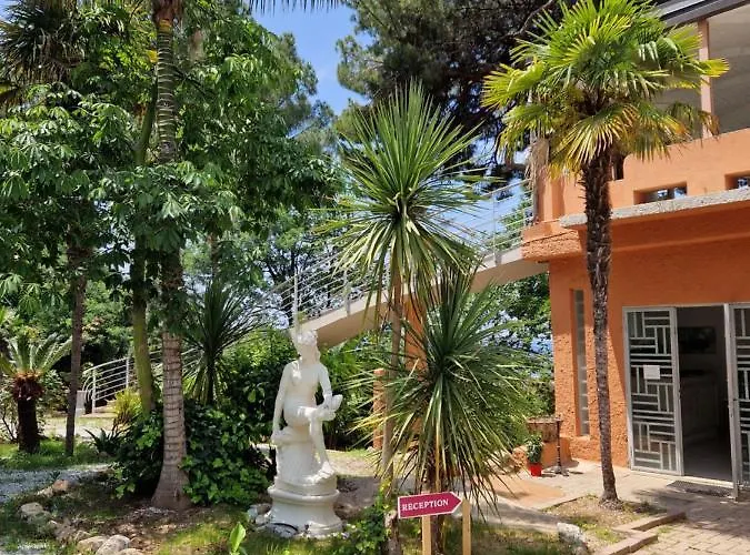 Hotel Calysea Tropea - Breakfast & Brunch Until 13-00 Included - Free Private Parking Hotel