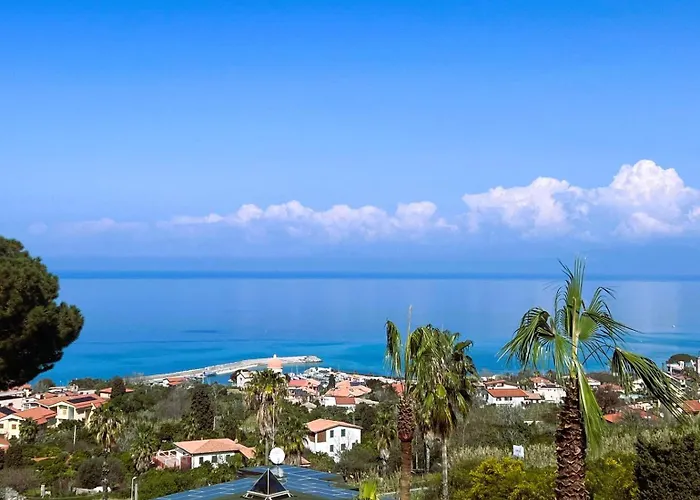 Calysea - Breakfast & Brunch Until 13-00 Included - Free Private Parking Hotel