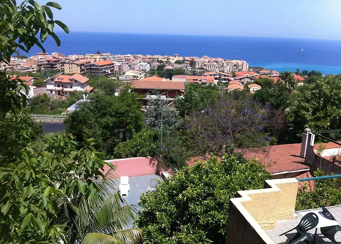 Hotel Calysea - Breakfast & Brunch Until 13-00 Included - Free Private Parking