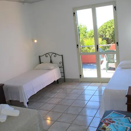 - Giardino Marchese D'altavilla 3* טרופאה