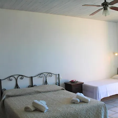 阿尔塔维拉侯爵花园酒店 3* 特罗佩阿