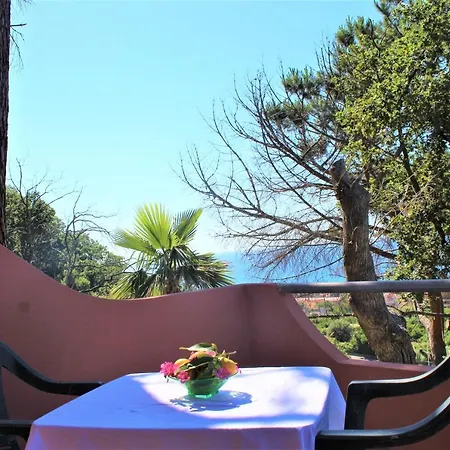 - Giardino Marchese D'altavilla 3*