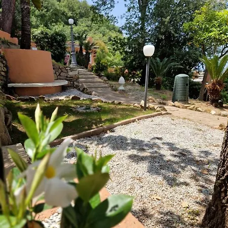 Hotel - Giardino Marchese D'altavilla