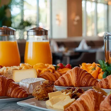Calysea - Breakfast & Brunch Until 13-00 Included - Free Private Parking 特罗佩阿