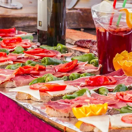 מלון Calysea - Breakfast & Brunch Until 13-00 Included - Free Private Parking