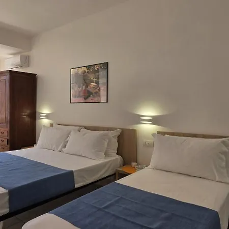 Calysea - Breakfast & Brunch Until 13-00 Included - Free Private Parking Hotel