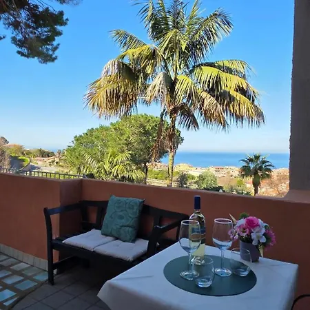 Hotel Calysea - Breakfast & Brunch Until 13-00 Included - Free Private Parking