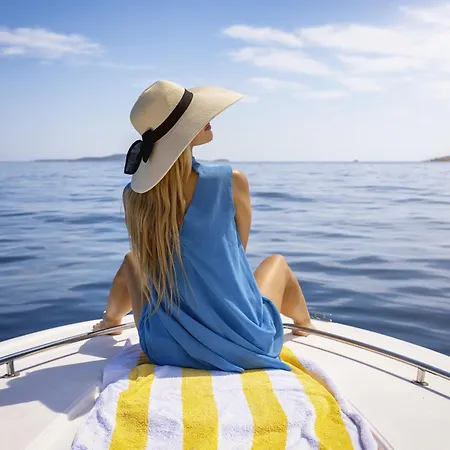 Calysea - Breakfast & Brunch Until 13-00 Included - Free Private Parking Hotell Tropea