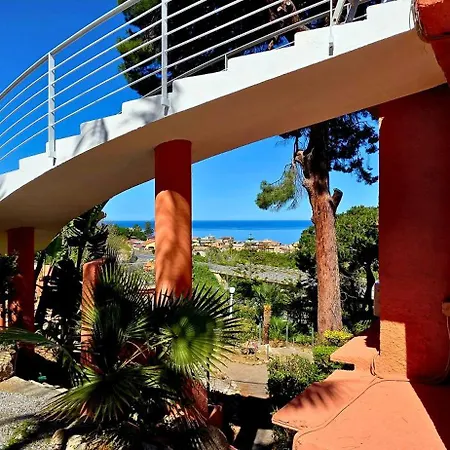 Otel Calysea - Breakfast & Brunch Until 13-00 Included - Free Private Parking Tropea