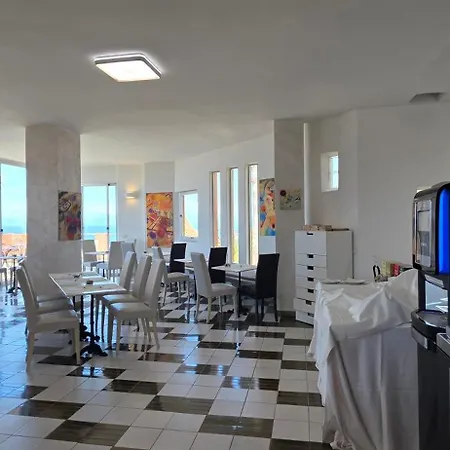 Calysea - Breakfast & Brunch Until 13-00 Included - Free Private Parking 3* Tropea