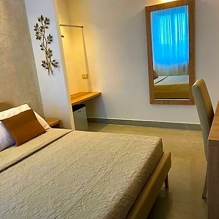 Calysea - Breakfast & Brunch Until 13-00 Included - Free Private Parking Tropea