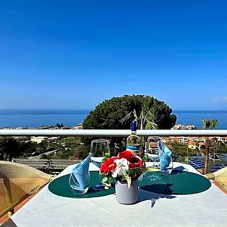 Calysea - Breakfast & Brunch Until 13-00 Included - Free Private Parking 3*