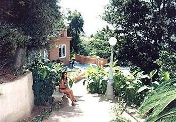 阿尔塔维拉侯爵花园酒店 3*