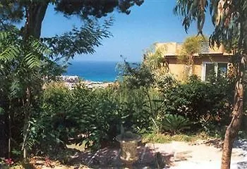 阿尔塔维拉侯爵花园酒店 3* 特罗佩阿