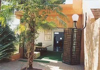Calysea - Breakfast & Brunch Until 13-00 Included - Free Private Parking