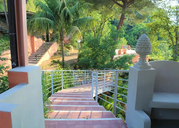 Hotell Calysea - Breakfast & Brunch Until 13-00 Included - Free Private Parking Tropea