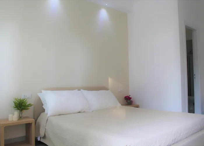 Calysea - Breakfast & Brunch Until 13-00 Included - Free Private Parking מלון