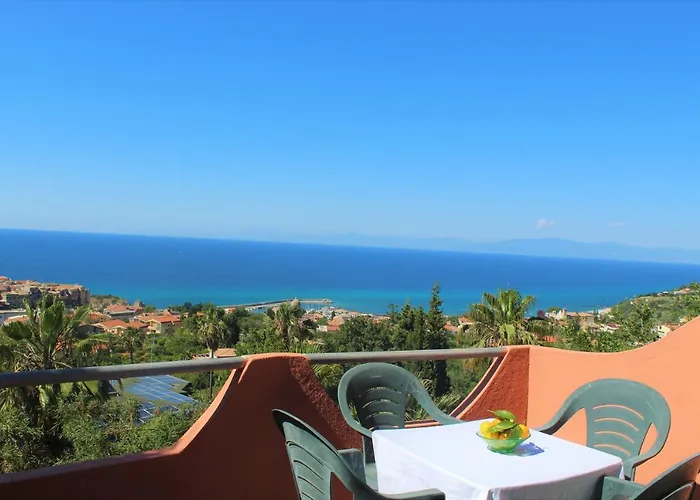 מלון Calysea - Breakfast & Brunch Until 13-00 Included - Free Private Parking 3*