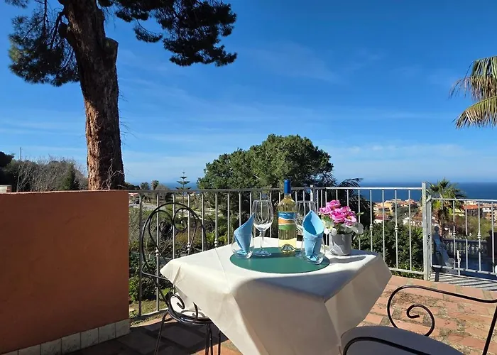 Hotell Calysea - Breakfast & Brunch Until 13-00 Included - Free Private Parking 3*