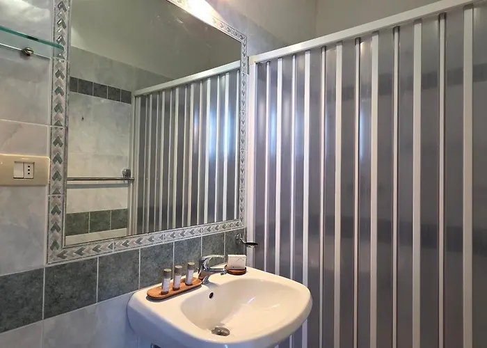 מלון Calysea - Breakfast & Brunch Until 13-00 Included - Free Private Parking 3*